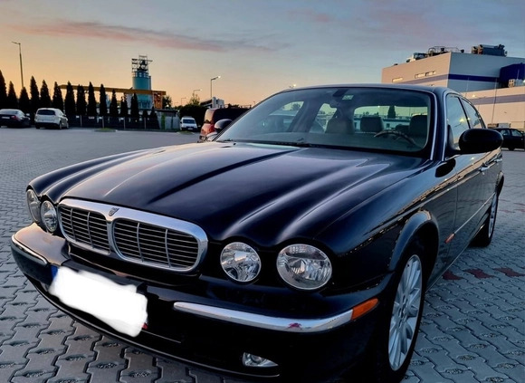 Jaguar XJ cena 54900 przebieg: 220000, rok produkcji 2003 z Poznań małe 407